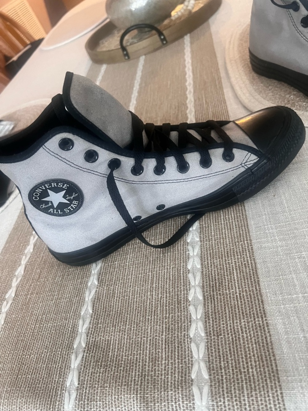 Converse High Top Sneakers - Light Gray & Black Men sz 9